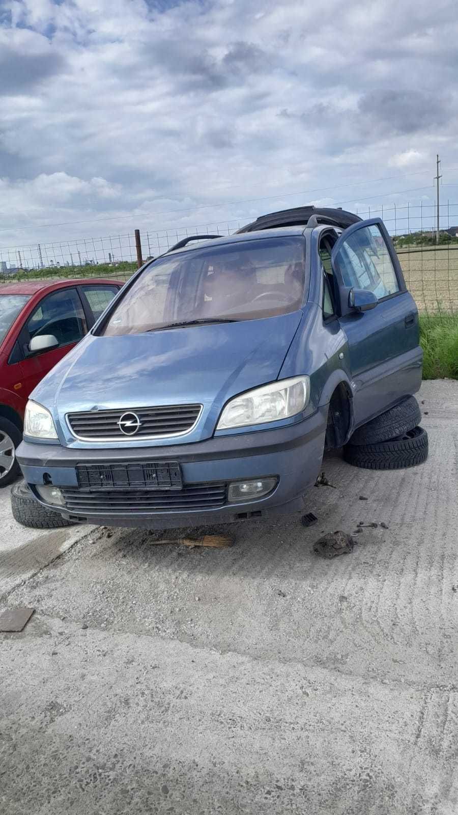 Vand bara fata, aripi, faruri, capota, usi Opel Zafira A