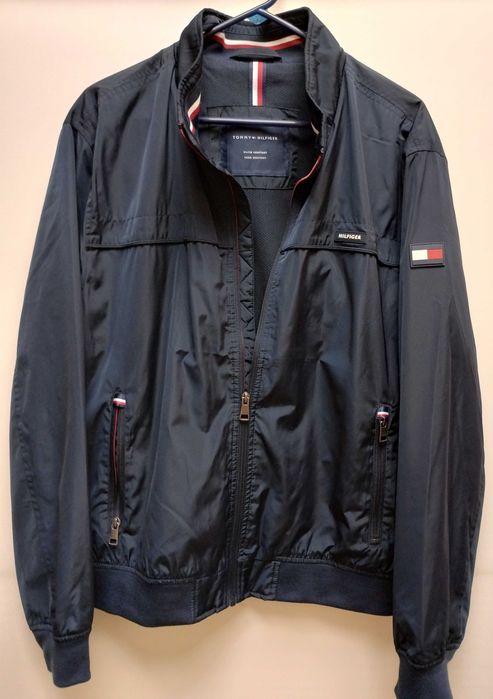 Geaca Tommy Hilfiger primavara/toamna, noua, din SUA, marimea L