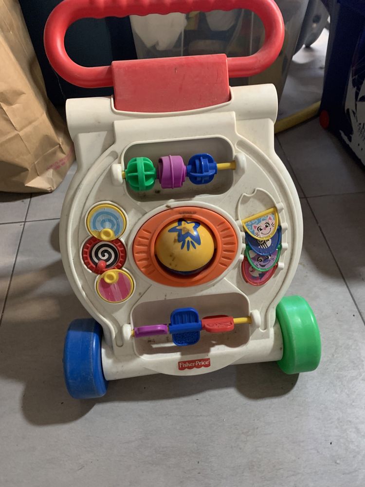 Количка за прохождане( уолкър) Fisher price