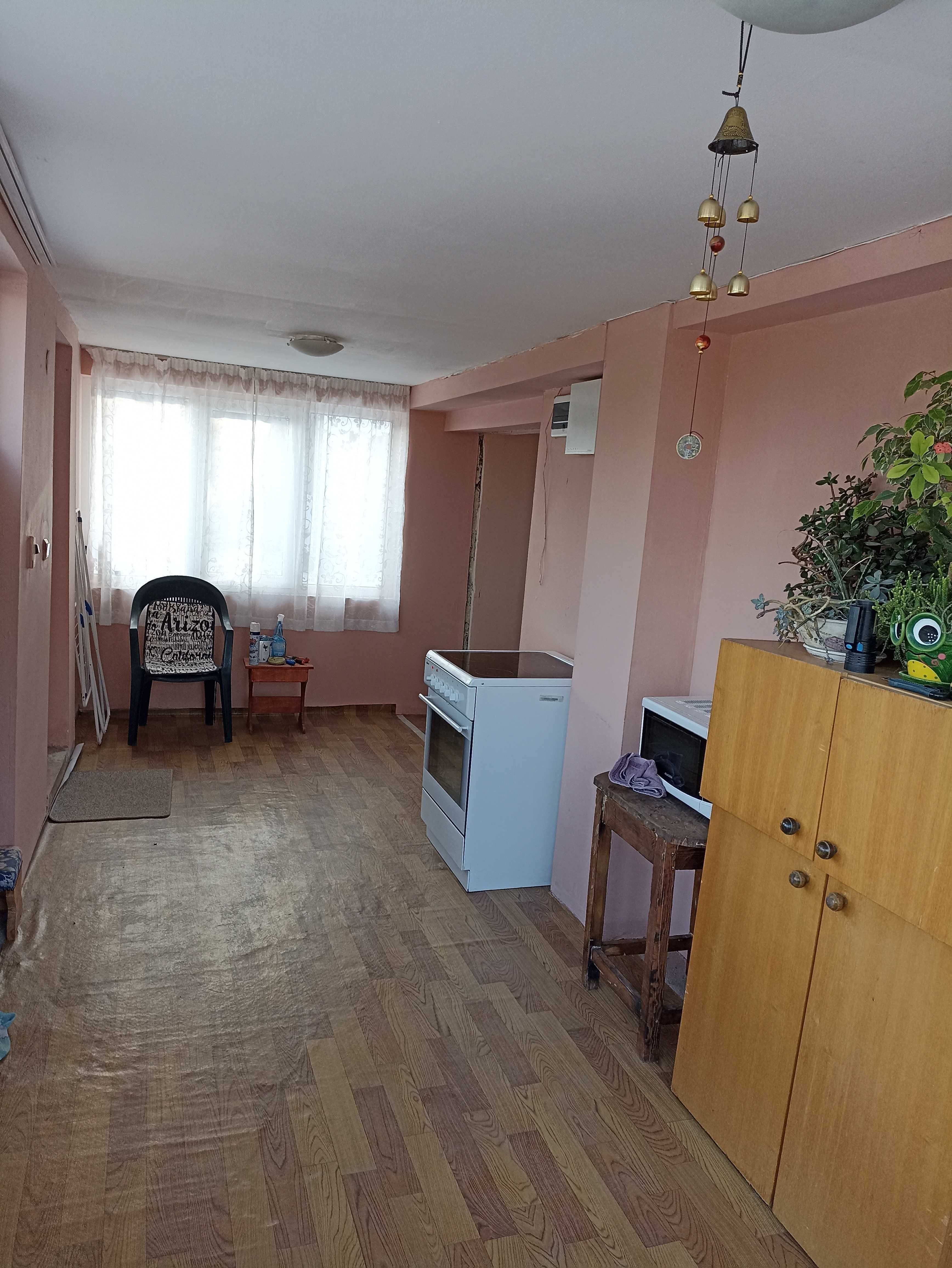 Къща в Варна, област-с.Николаевка площ 140 цена 130000