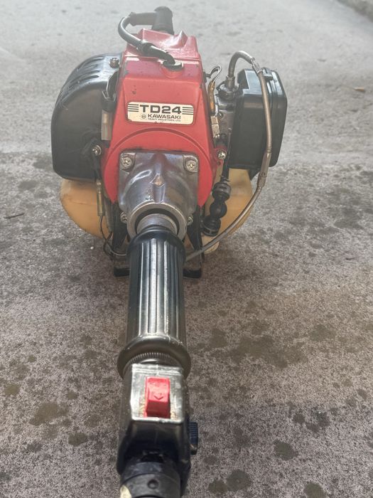 motocoasa/cositoare japoneza Kawasaki TD24