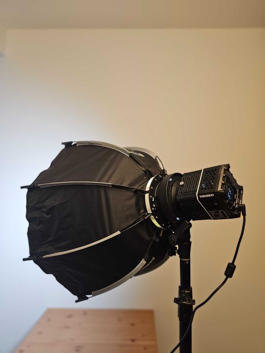 Lampa Foto/Video Yongnuo YN150S 150W, Softbox Bowens, Alimentator NOU
