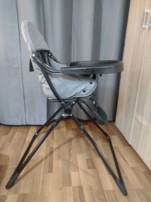 Scaun masă bebe, max 15 kg.
