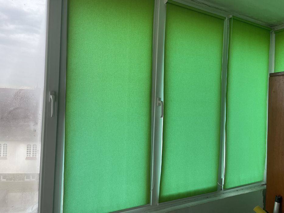 Jaluzele tip rulou 9 bucati se dau la SET