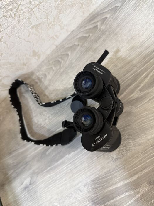 Бинокль Celestron Upcose G2 10x50
