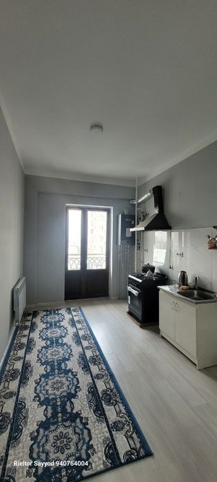 Фаргона регистон тантана якинида