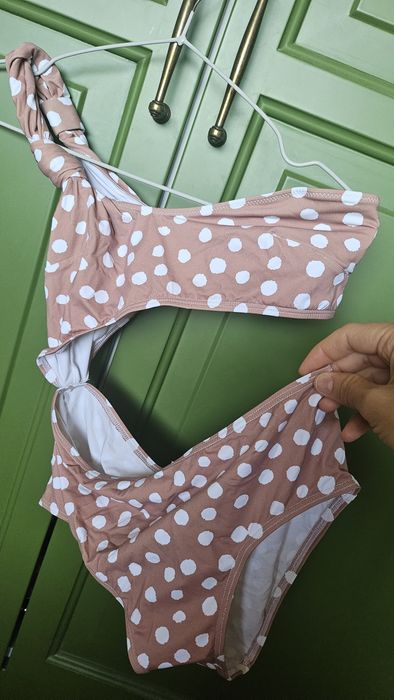 Цели дамски бански