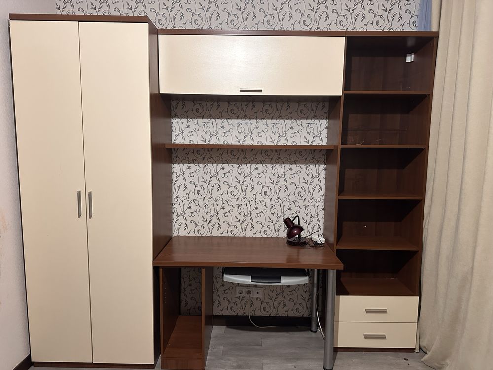 Детская стенка с компьютерным столом