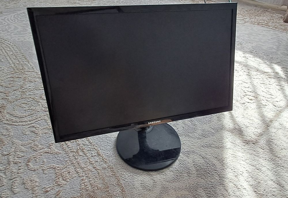 Продам монитор samsung