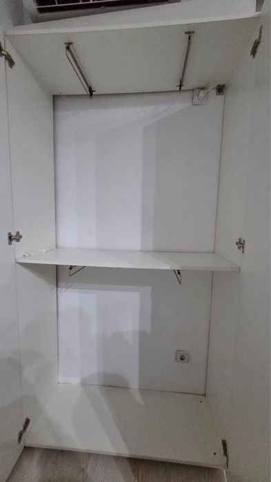 Dulap haine oglinda  latime 110 inaltime 205 adancime 42