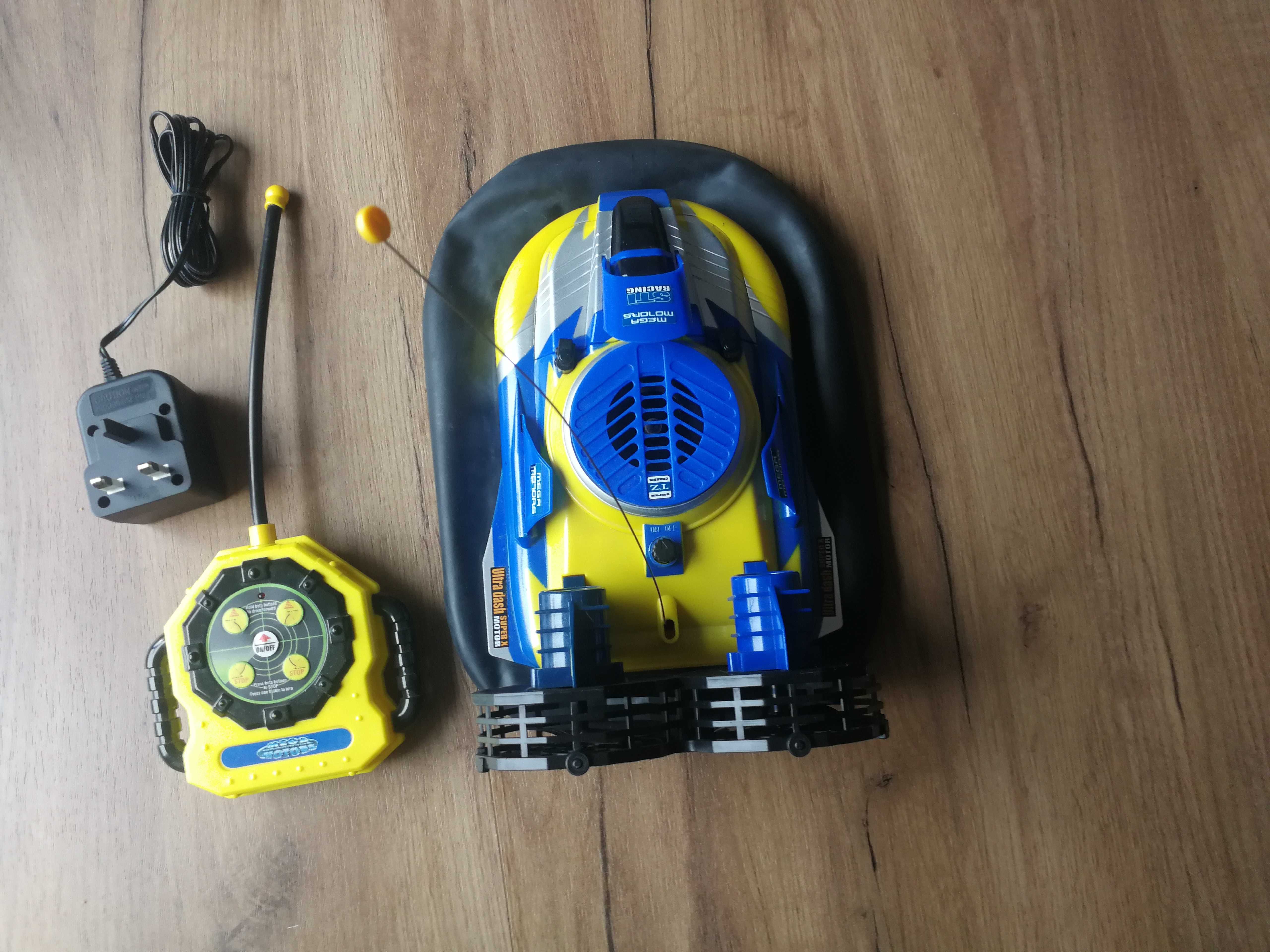 Mini Hovercraft radio controlled