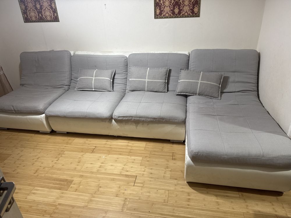 Продаю диван 3 модуля 2 раскладываются