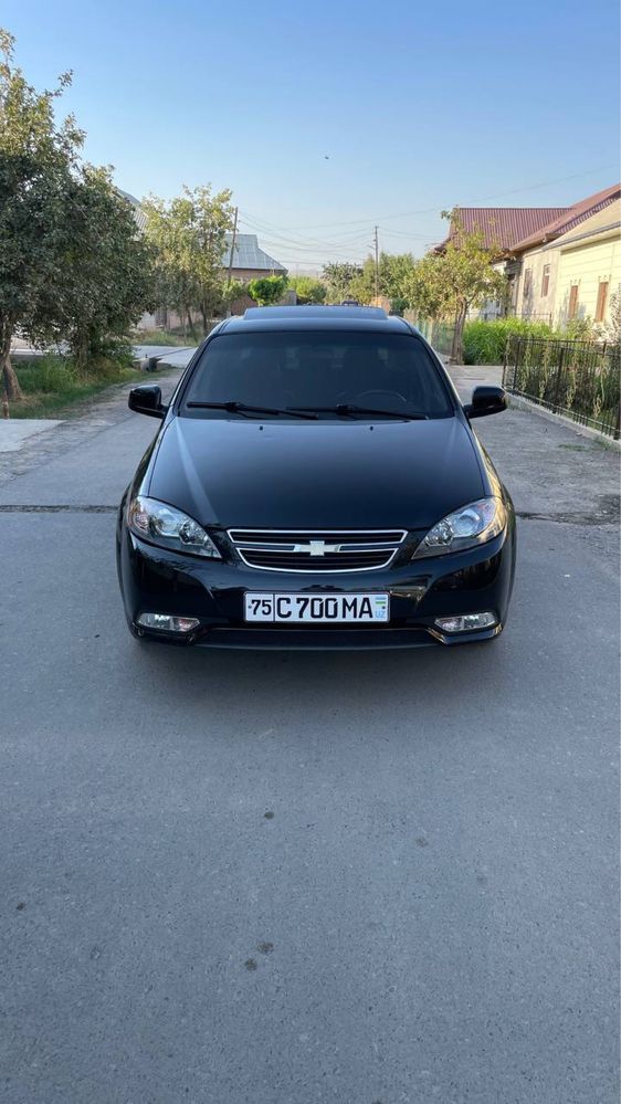 Gentra sotiladi srochni