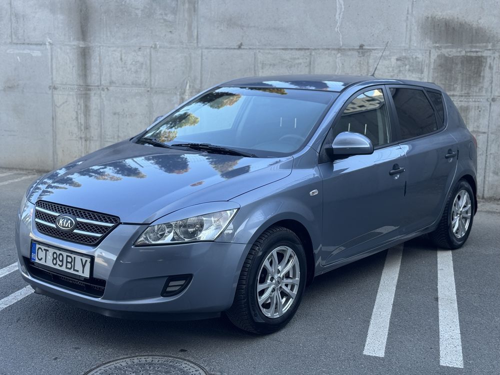 Kia Ceed 1.6 benzina 125cp/Clima/Camera masalier
