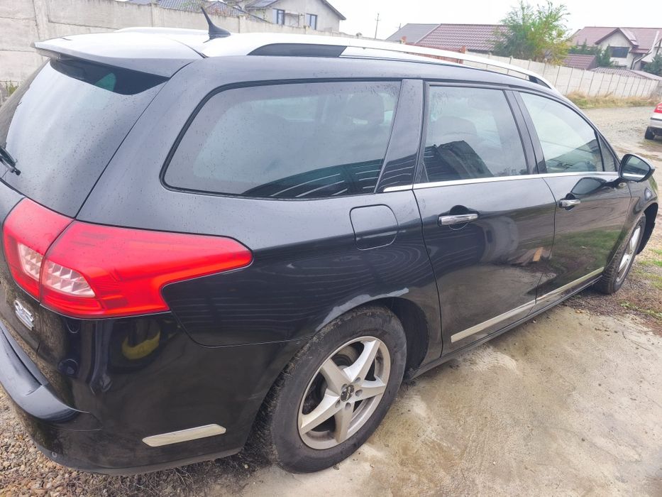 Vând Citroen C5 Hatchback