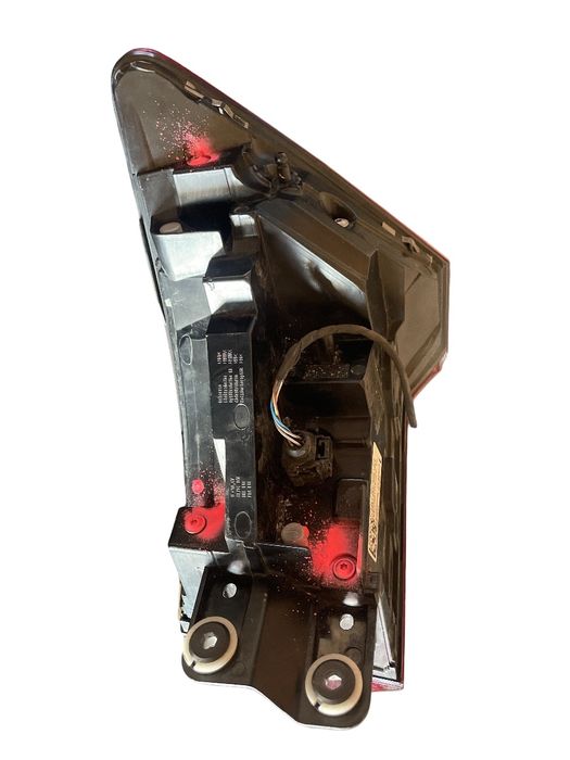 Lampa spate / Stop stanga spate AUDI A6 Avant C8 2018+ cu defect