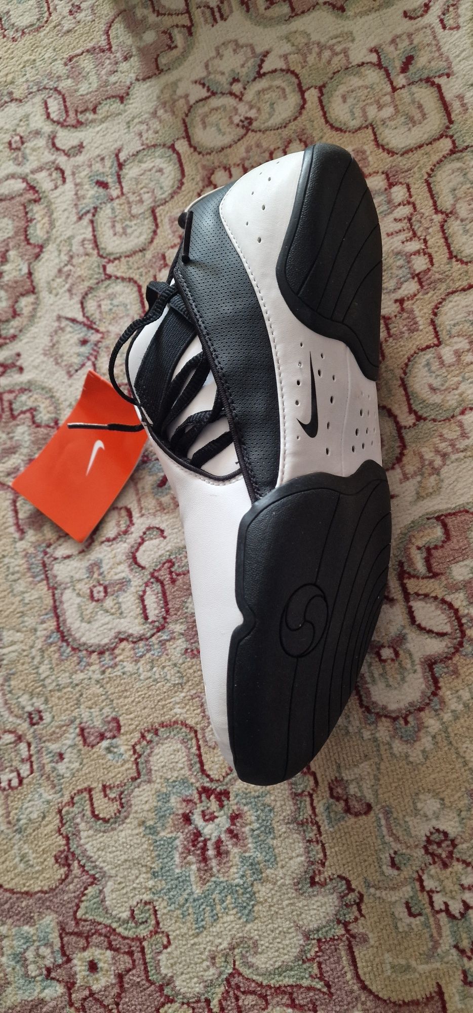 Продаётся обувь nike