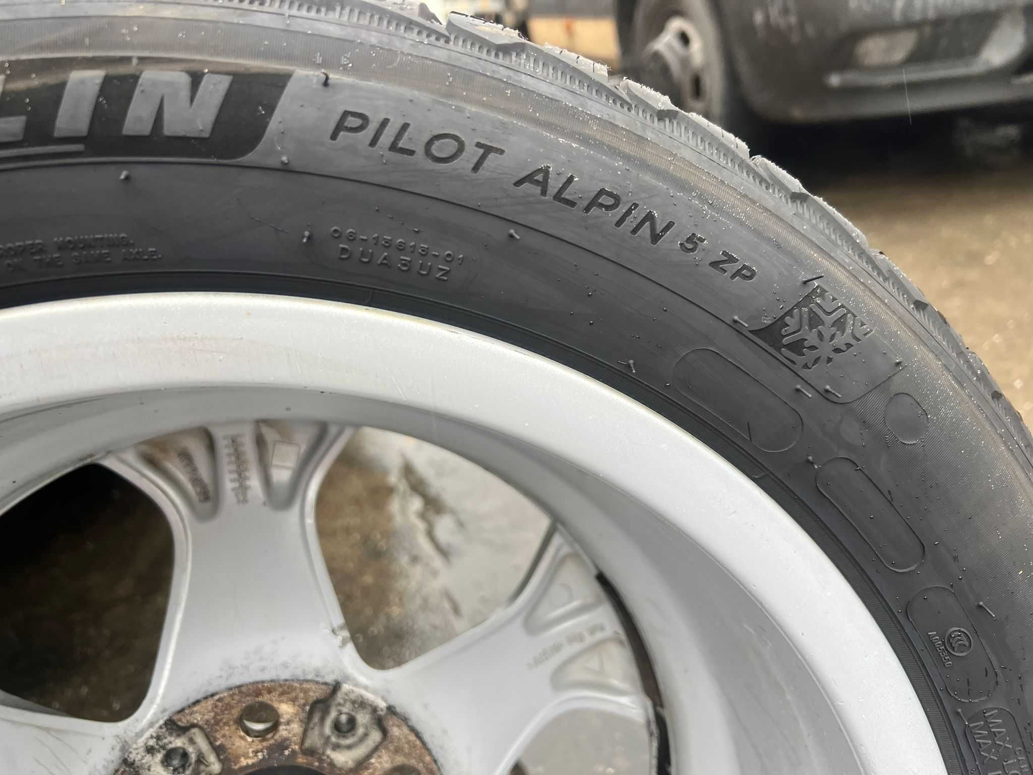 Anvelope Runflat Michelin Pilot Alpin 5 225/50 R17 + Jante BMW