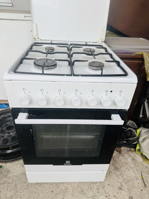 Aragaz electrolux mixt