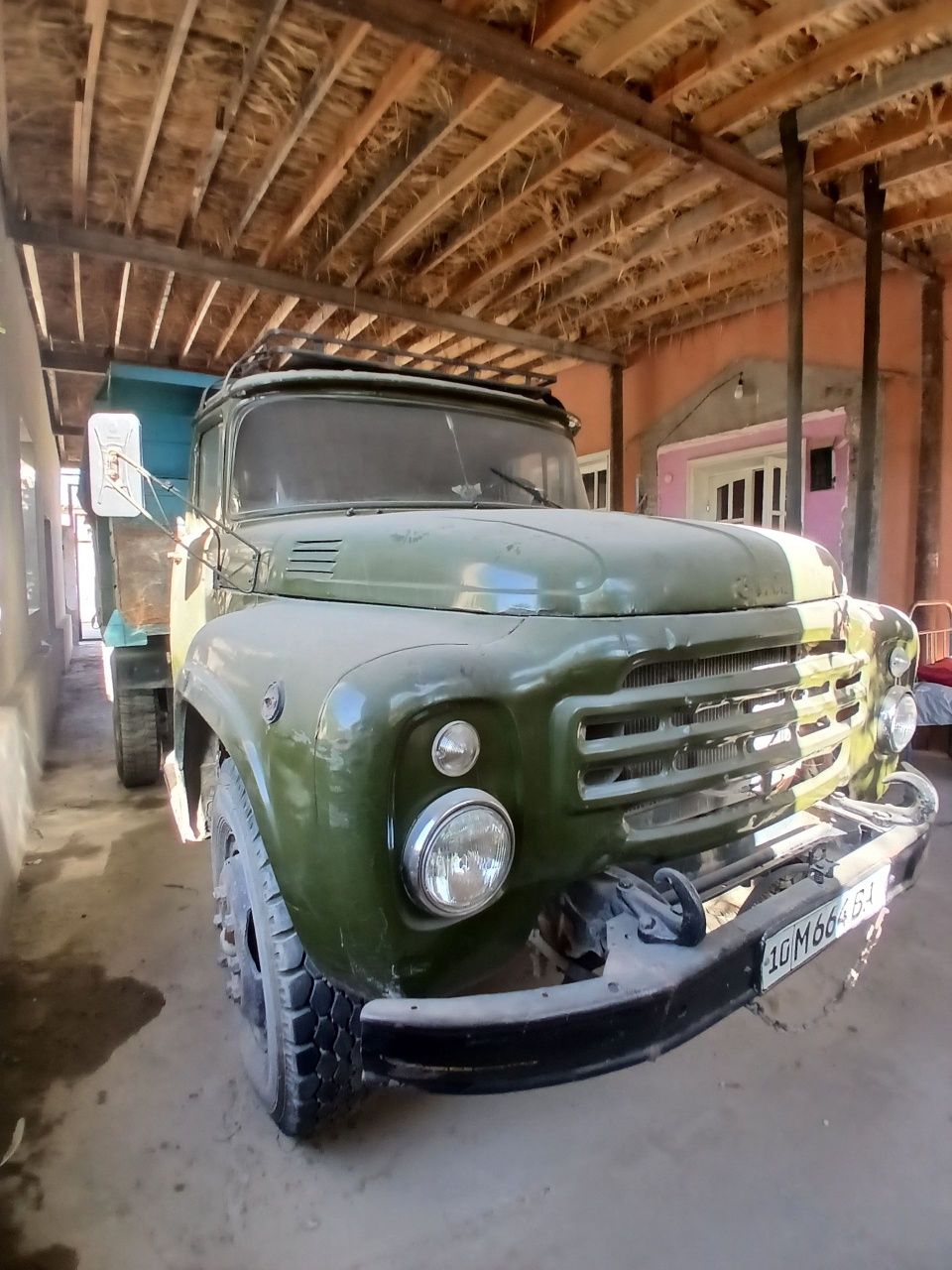 Zil sotiladi 4502