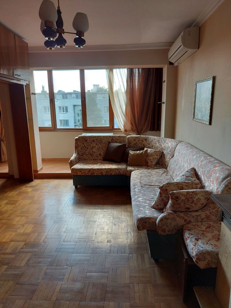 Продава се Тристаен апартамент в Варна, Център - 87 кв.м за 2874 €/кв.м - Снимка #3