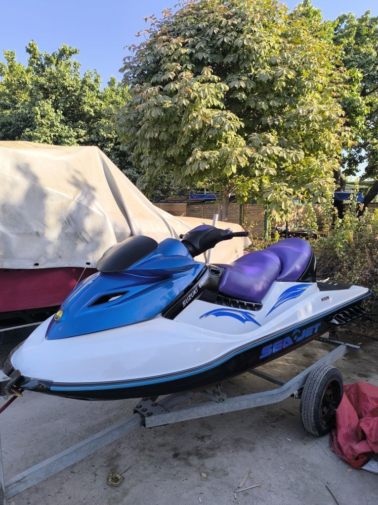 Продается 3х местный гидроцикл. Hison. Sea.Jet