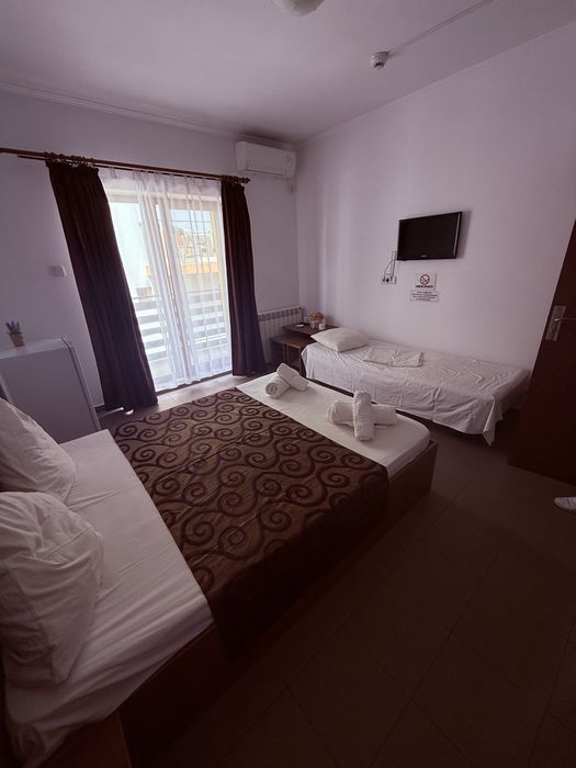 Cazare deschisa permanent