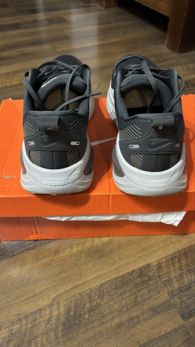 Nike Vormero 18 marimea 45