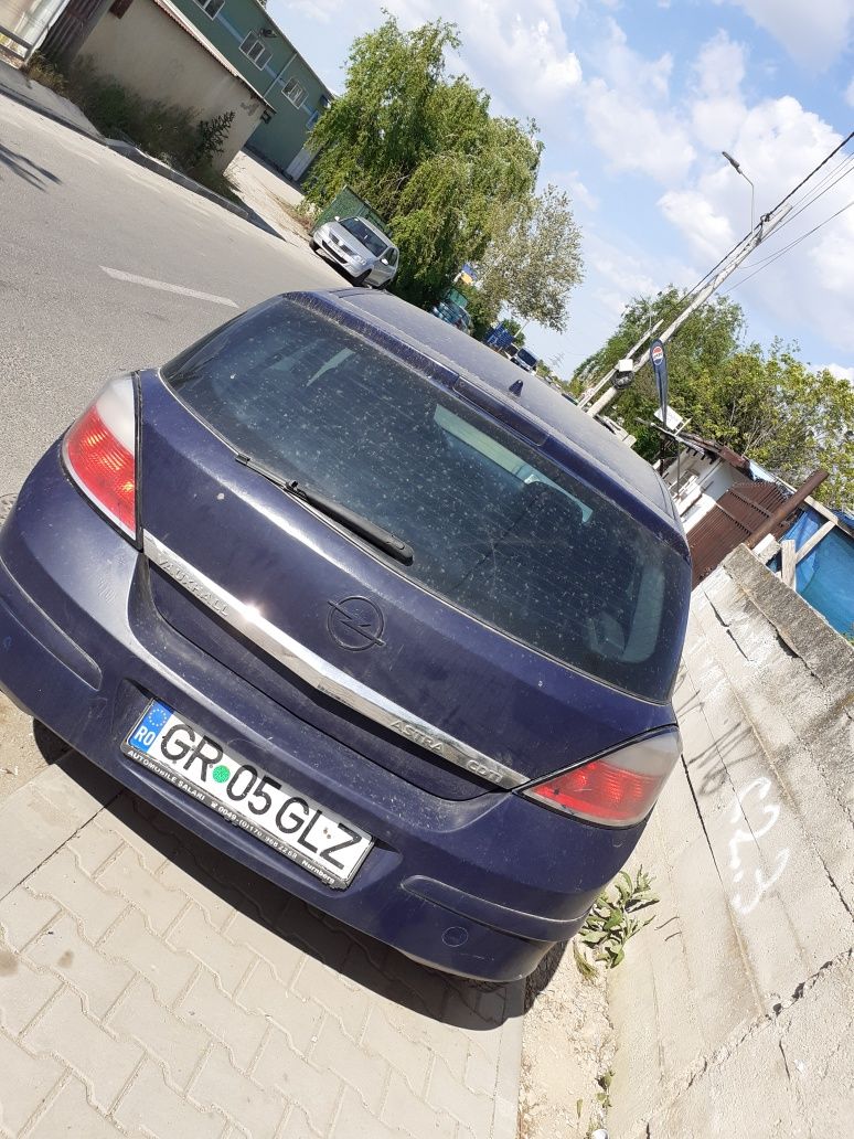 Vând Opel astara h