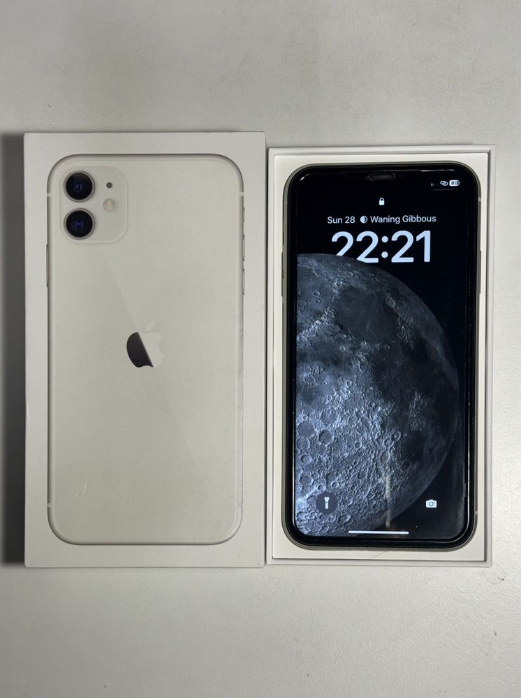 СРОЧНО продаем IPhone 11, 128 Гб, Б/У