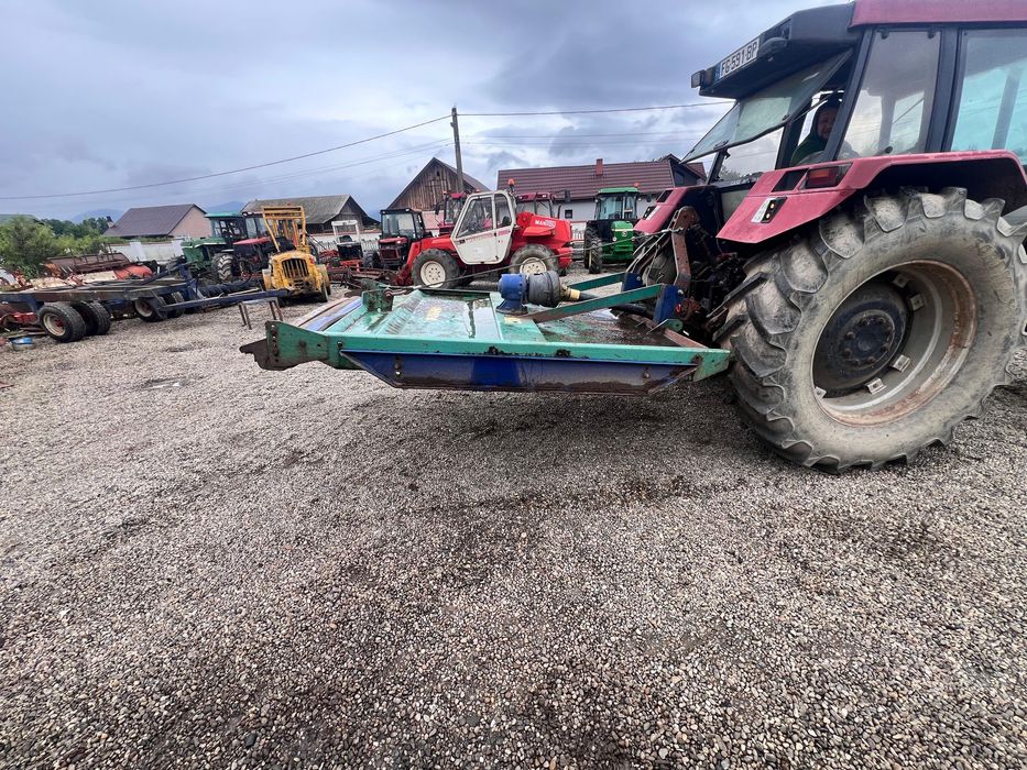 Tocator resturi vecetale Desvoys tip elicopter