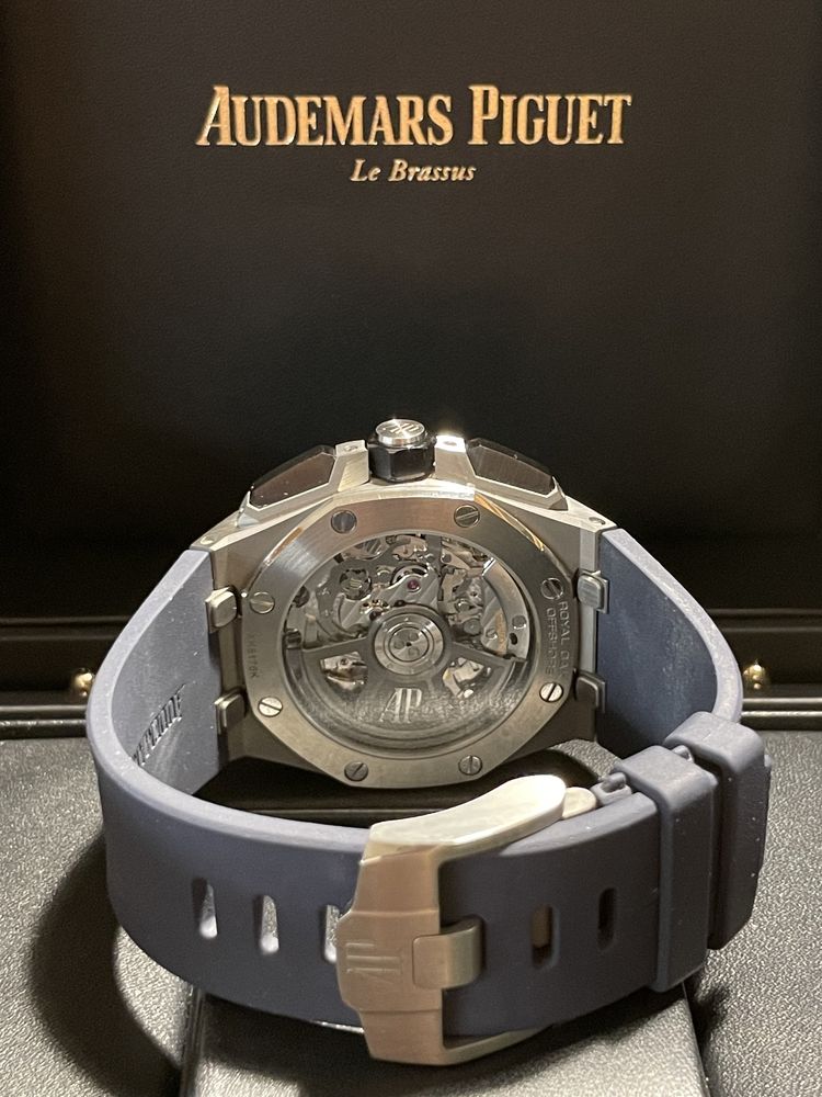 Часовник Audemars Piguet Royal Oak Offshore 43 Titanium Blue Dial