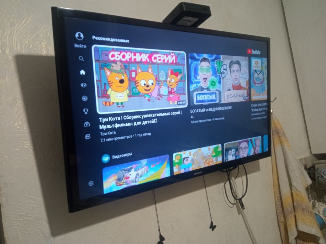 Смарт телевизор Samsung smart TV 81 см WiFi YouTube