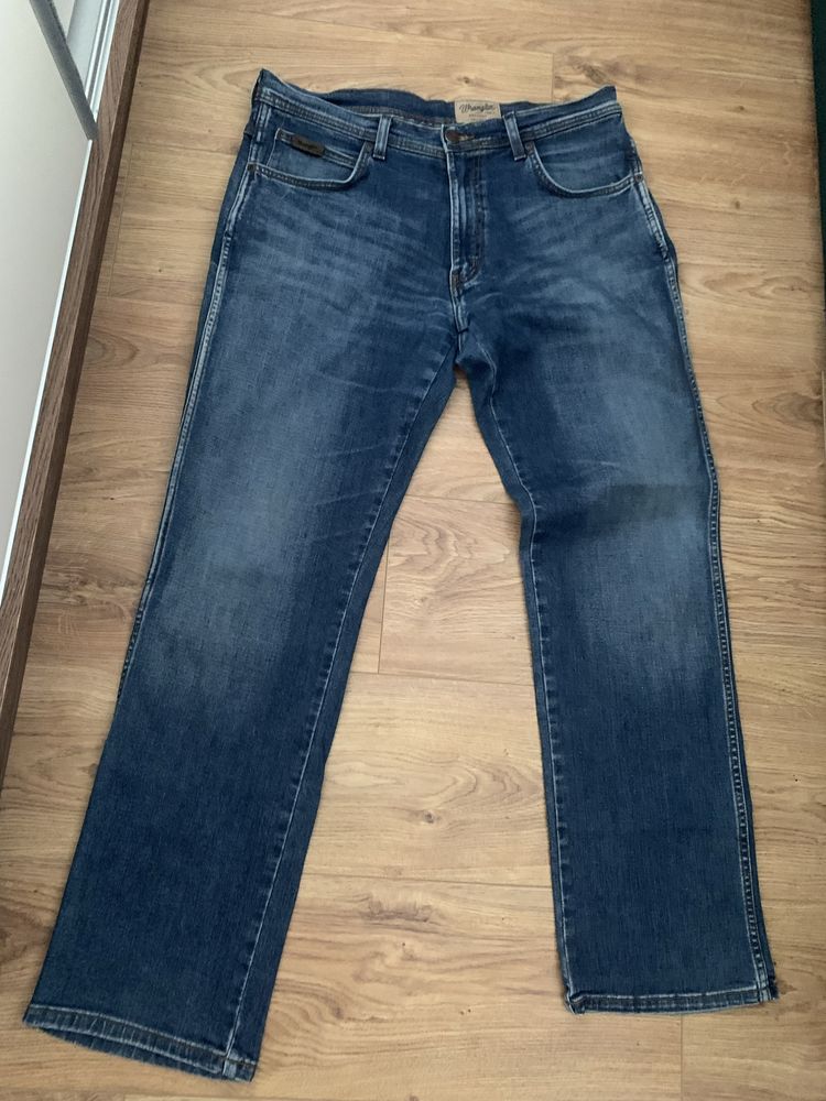 Оригинални мъжки дънки Wrangler 34 размер