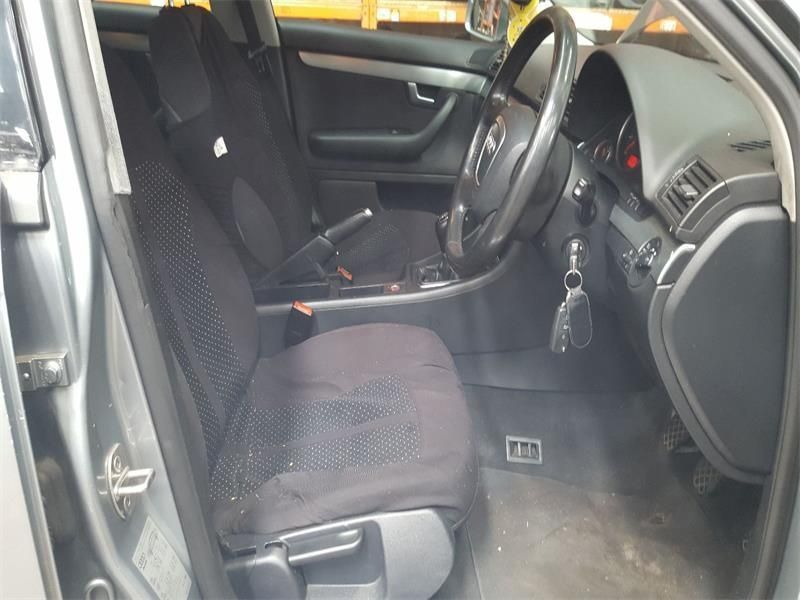 Aripa stanga spate Audi A4 B7 2005 Sedan 1.8 TFSi ok