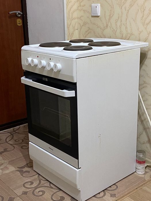 Продаётся электроплита.