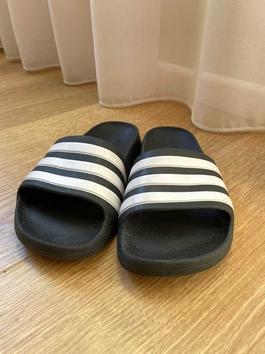 Детски чехли Adidas (32 номер)
