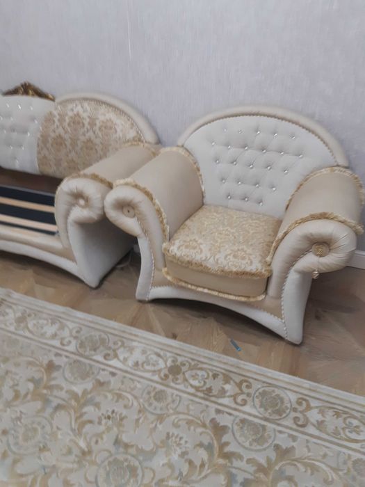 Продам угловой диван