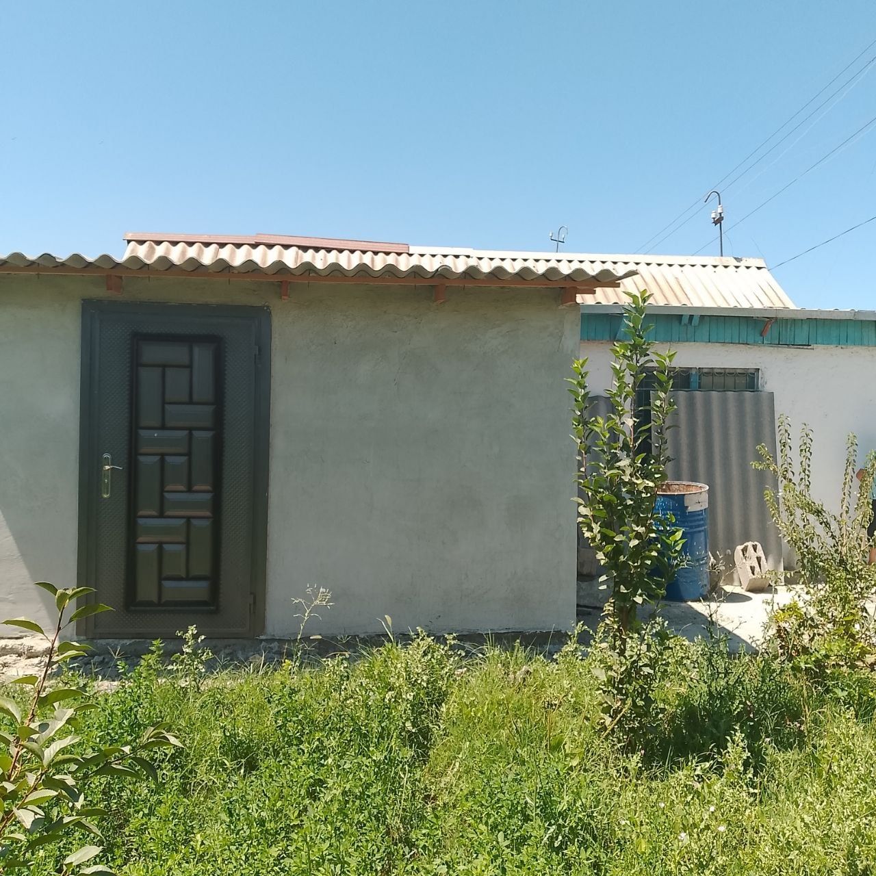 Orta sharafshon dacha sotiladi