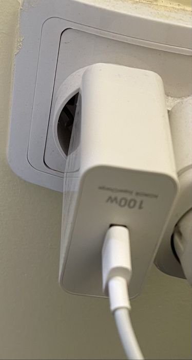 Honor Magic V2 pliabil , 16GB RAM , Defect mic ecran