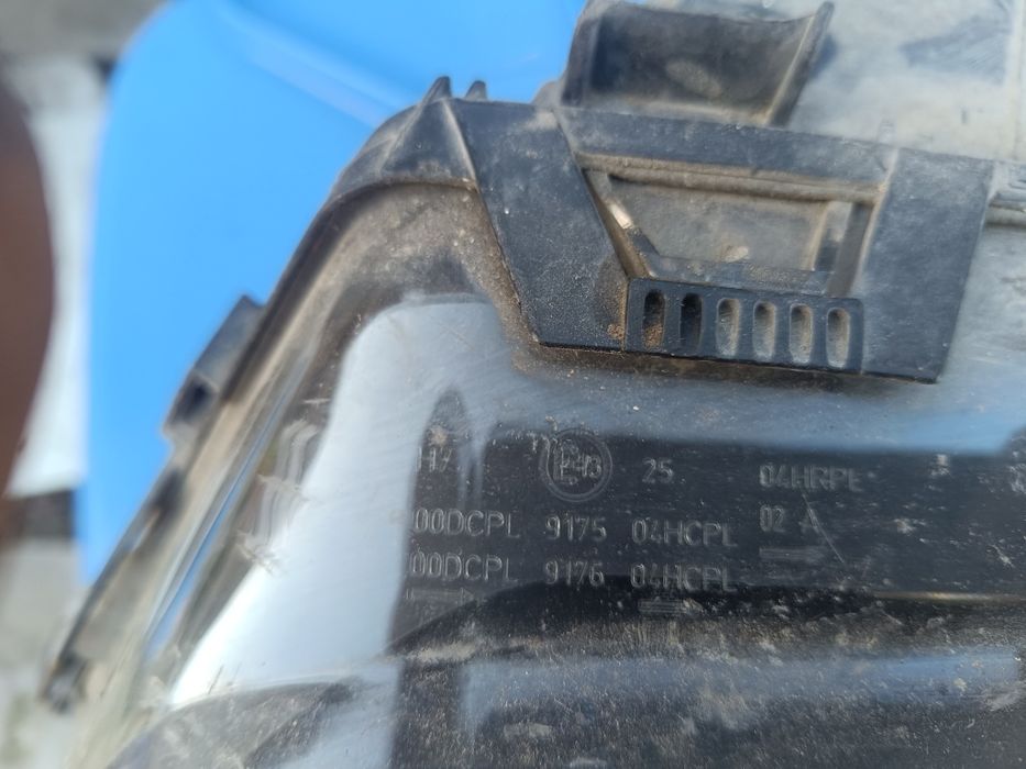 Far stânga BMW E46 face lift 2003 xenon