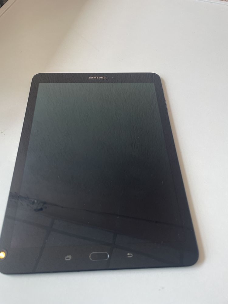 Таблет Samsung galaxy tab S3