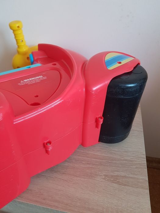 Детска количка за бутане с крачета