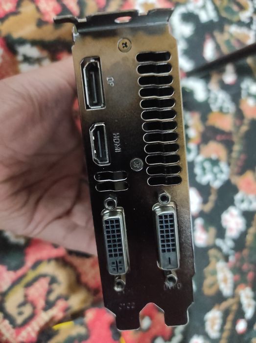 Gtx 680 2GB Videokarta sirochna sotiladi