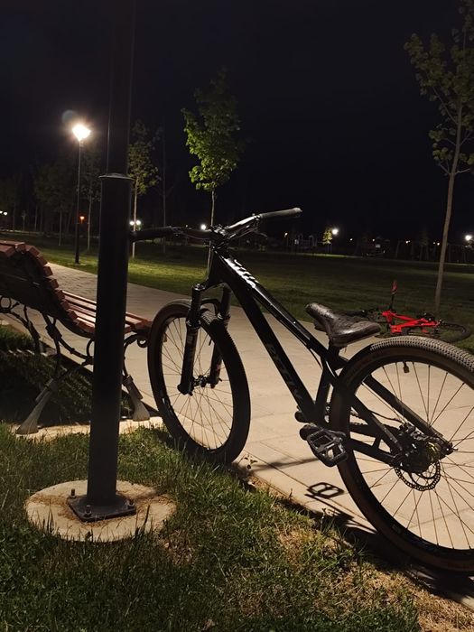Vand befly Halo aproape nou făcut pe piese