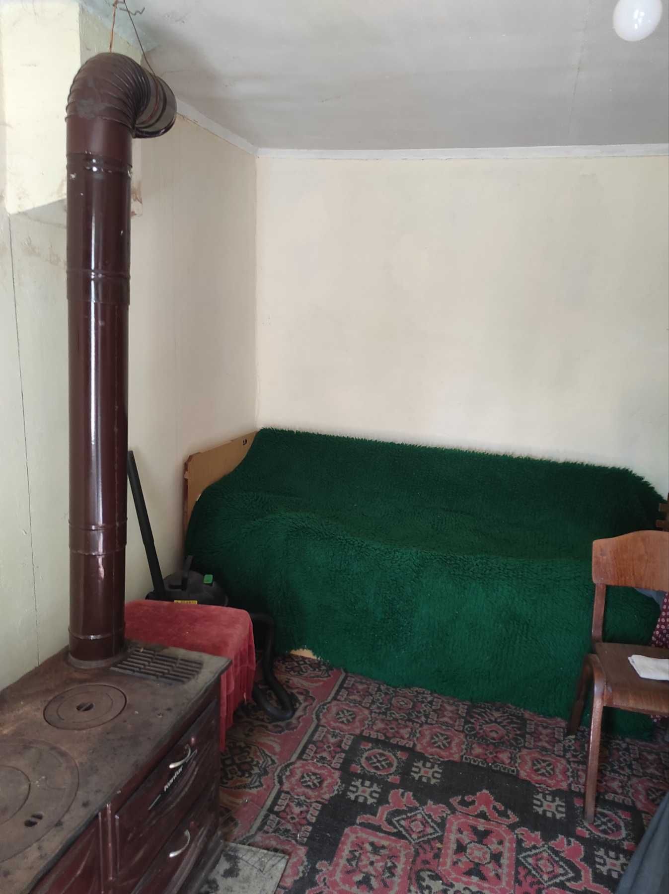 Продавам къща в село Казимир