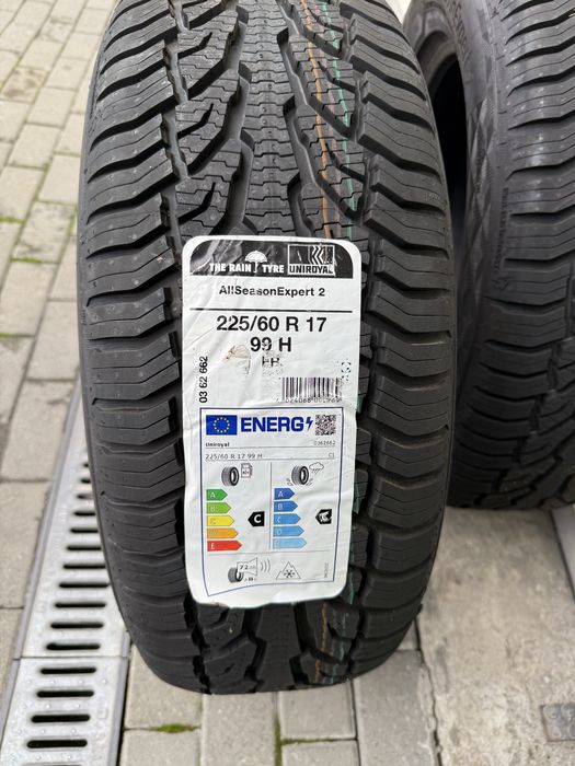Anvelope Iarna/Allseason 225/60/17 M+S Uniroyal noi
