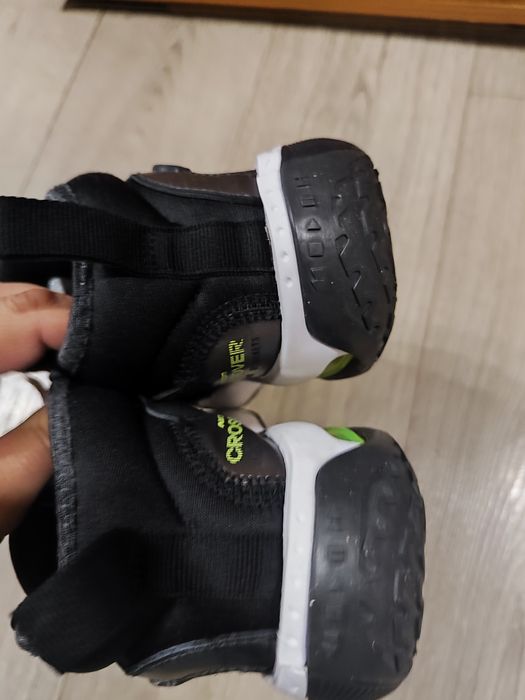 Детски маратонки Nike Air Zoom Crosscourt