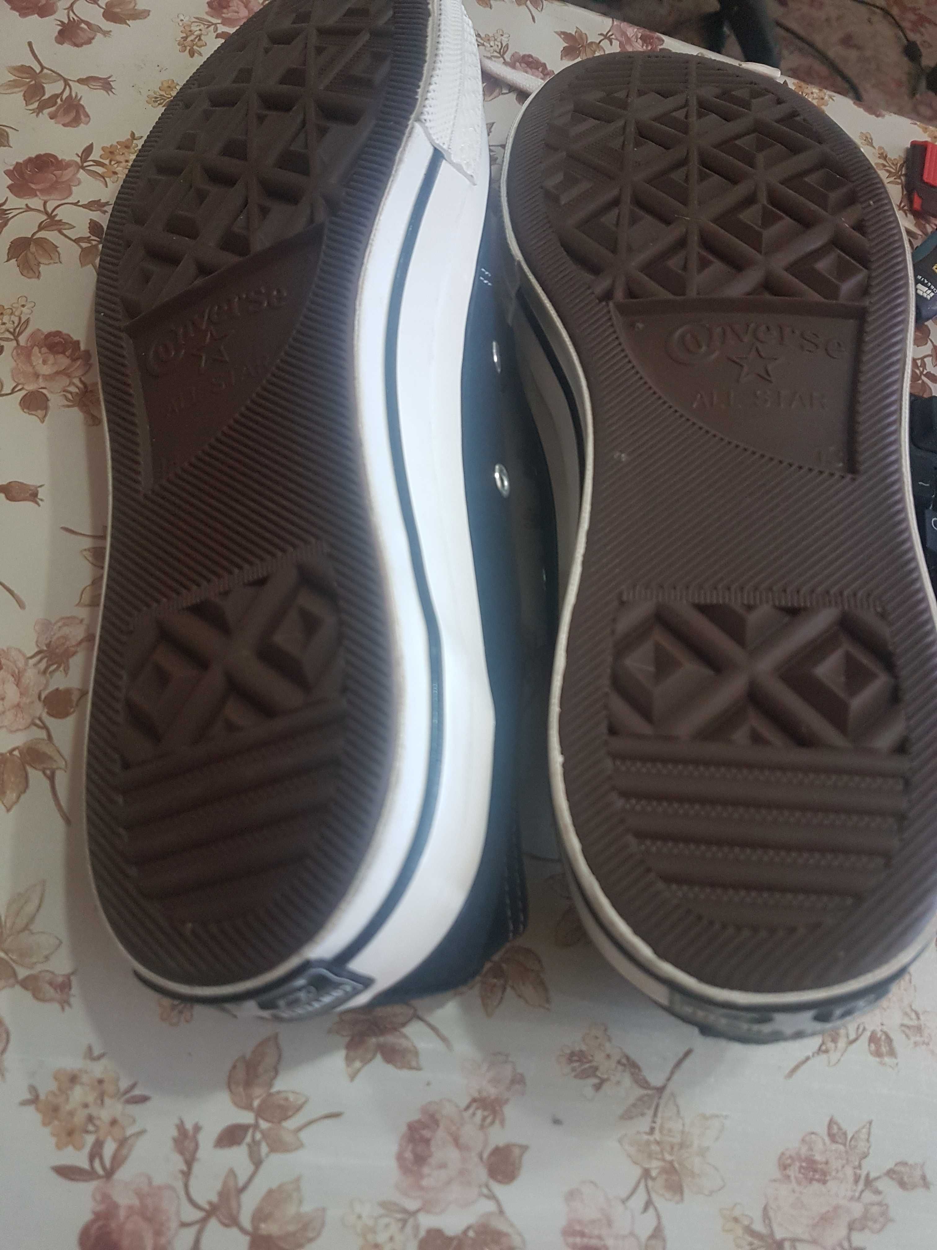 Tenisi originali Converse nr 46 noi