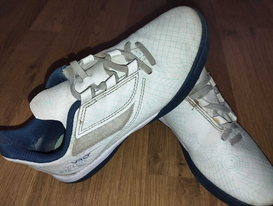 Детски футболни обувки Kipsta